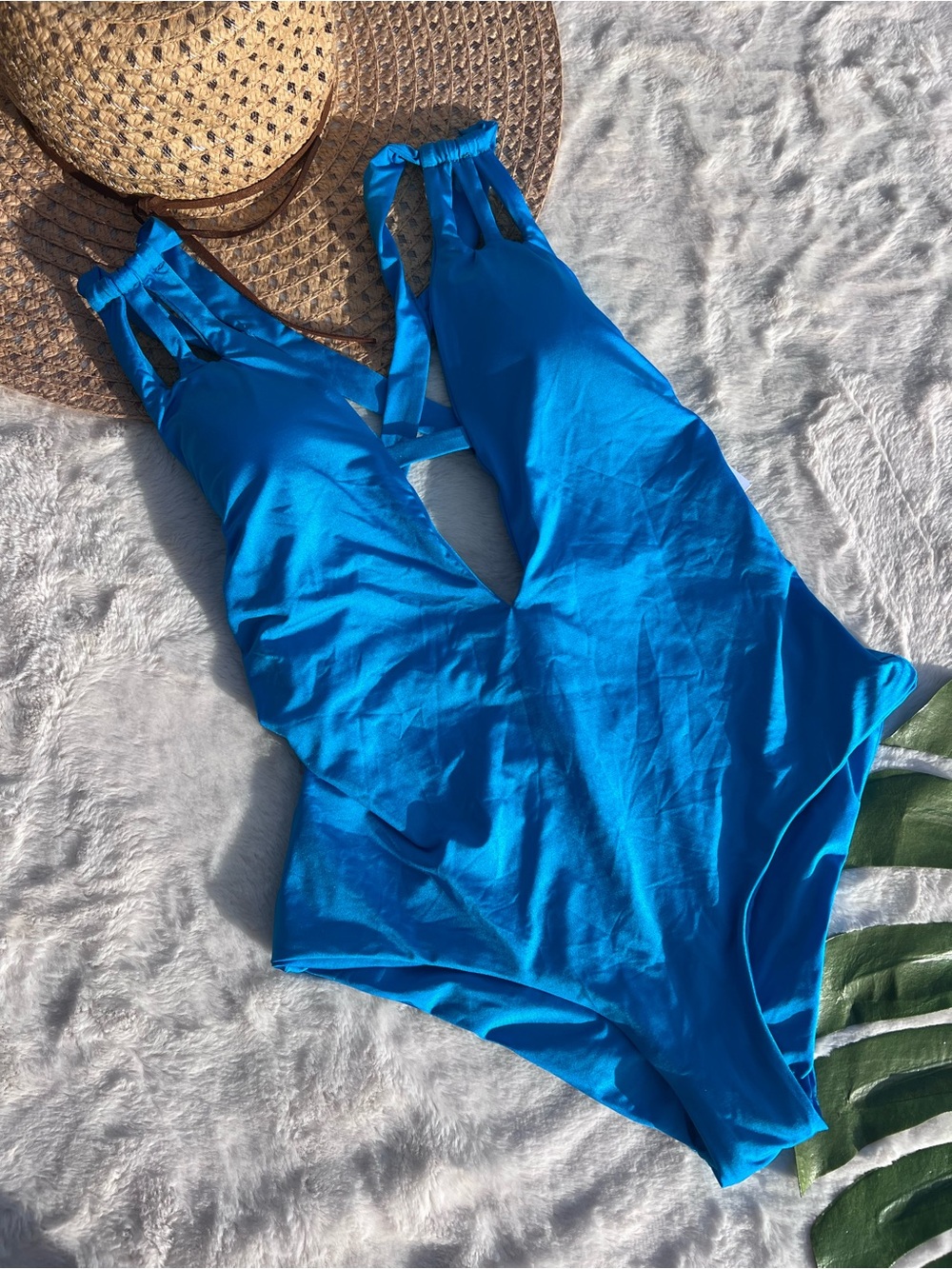 BECCA NWT Classic Blue Plunge Halter One Piece Swimsuit Open Back Size Small
